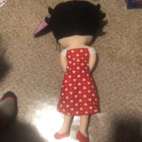 Betty Boop plush Valentine doll - Picture 2 of 4